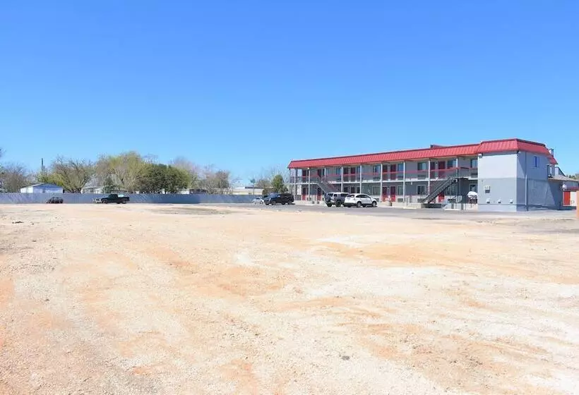 ホテル Super 8 By Wyndham New Braunfels I35