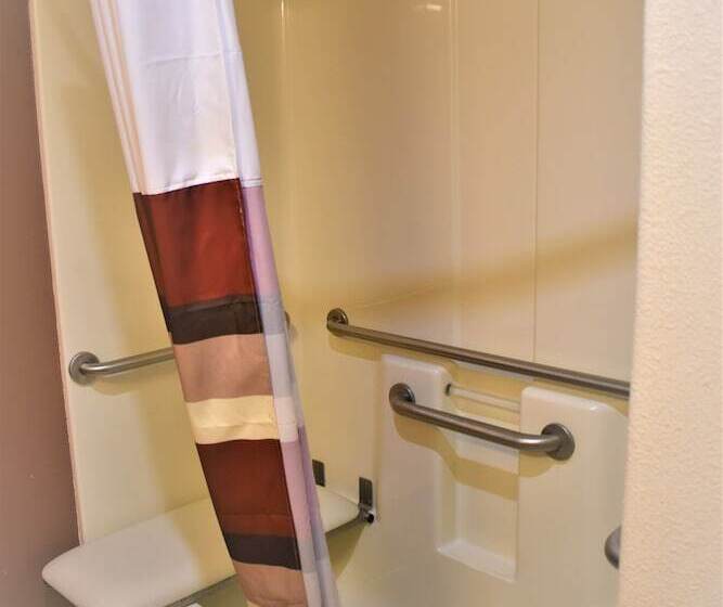 酒店 Super 8 By Wyndham New Braunfels I35