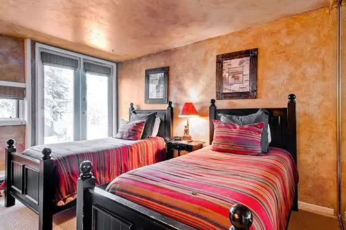 בית מלון כפרי Vail Spa Condominiums By East West Destination Hospitality