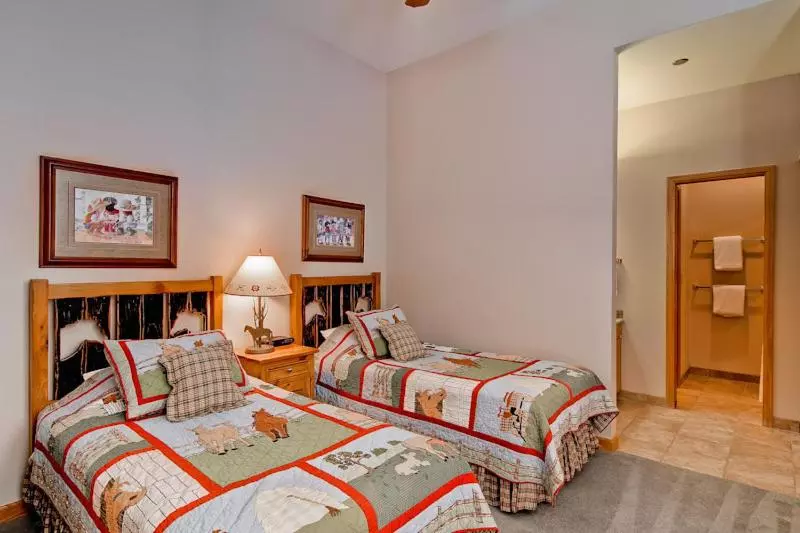 Meadows At Eagleridge Condos By Steamboat Resorts