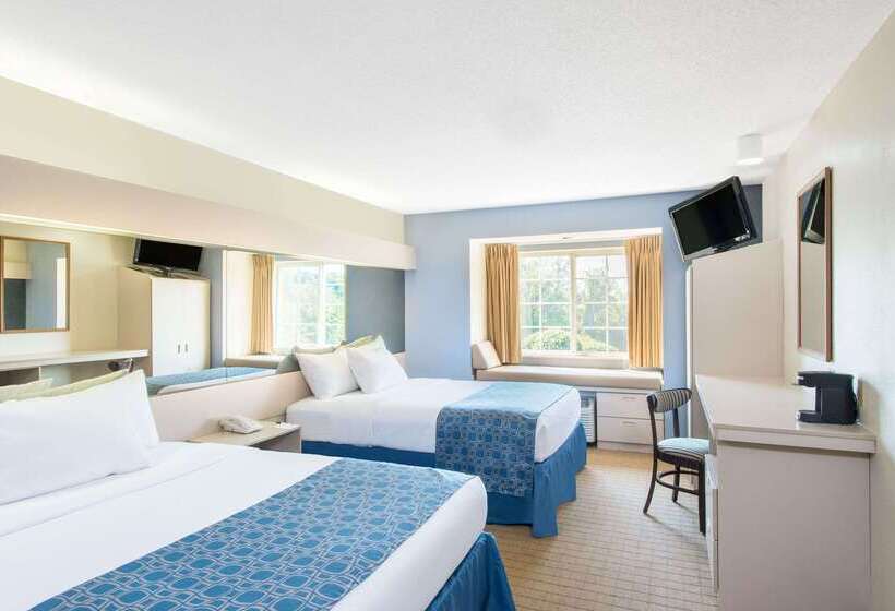 Microtel Inn & Suites By Wyndham Seneca Falls