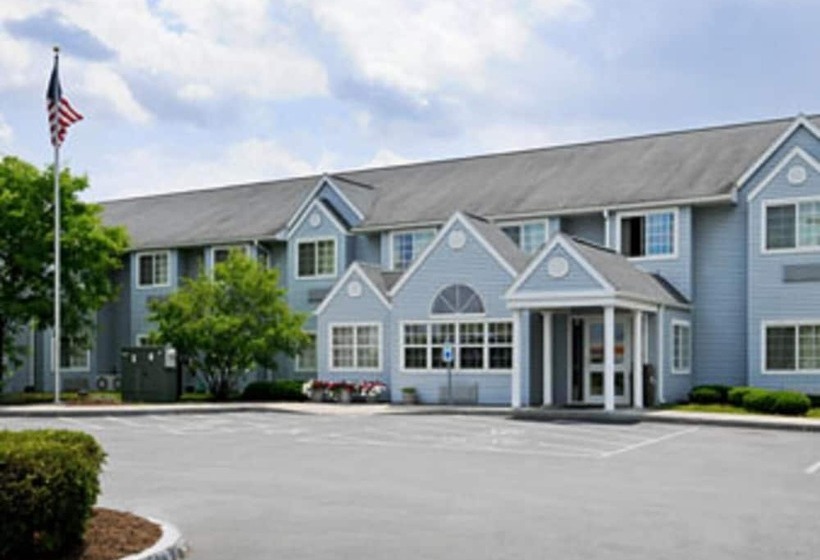 Microtel Inn & Suites By Wyndham Seneca Falls