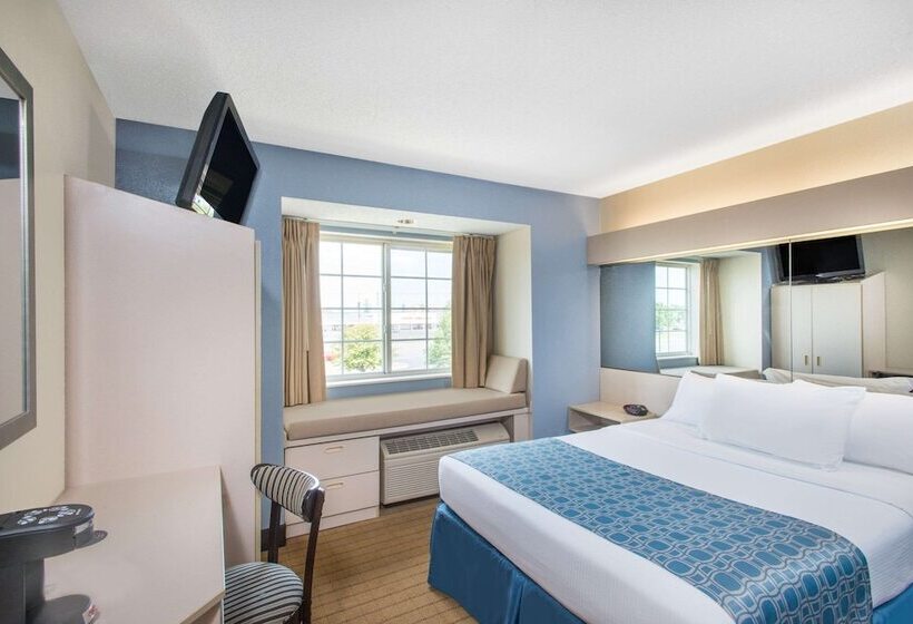 Microtel Inn & Suites By Wyndham Seneca Falls