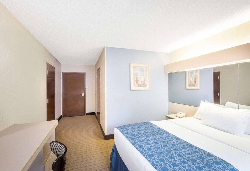 Microtel Inn & Suites By Wyndham Seneca Falls