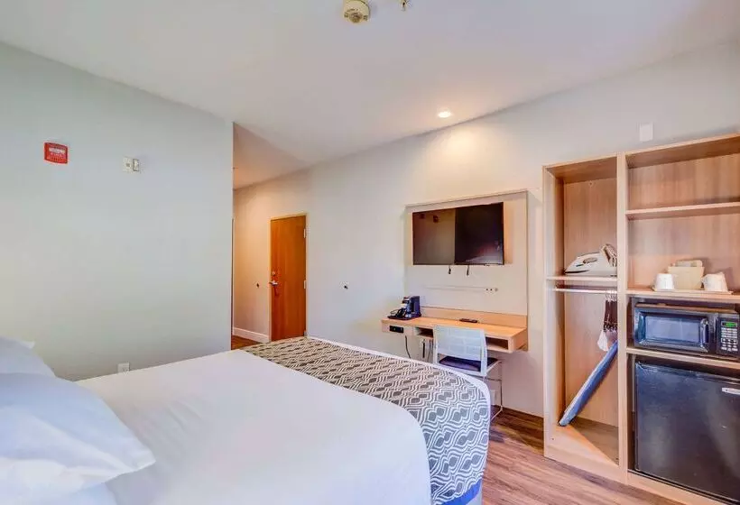 Microtel Inn And Suites Zephyrhills