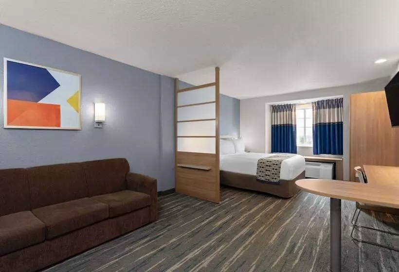 Microtel Inn And Suites Zephyrhills