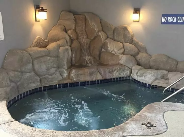 Microtel Inn & Suites By Wyndham Green Bay