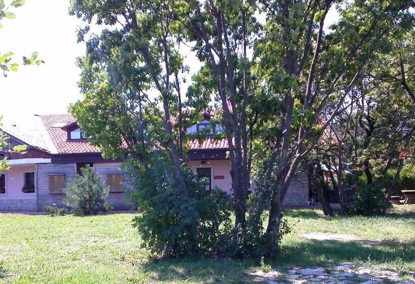 Bajta Fattoria Carsica