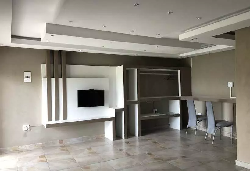 Aamiaismajoitus (B&B) Ayana Country Lodge