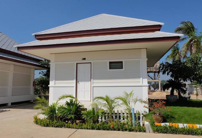 فندق Bualuang Boutique Resort