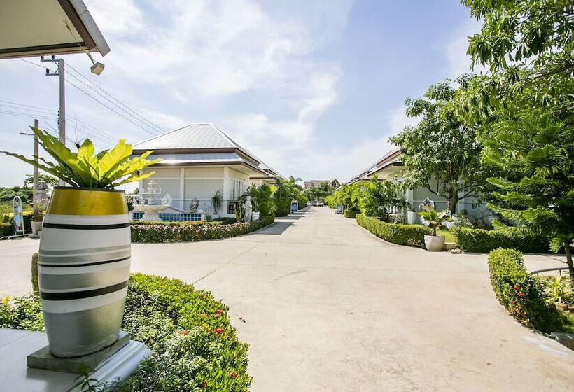 فندق Bualuang Boutique Resort