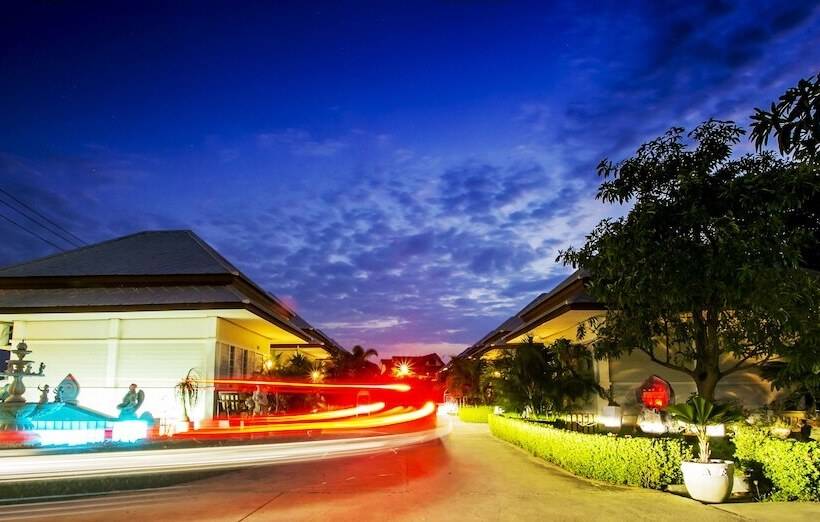 فندق Bualuang Boutique Resort