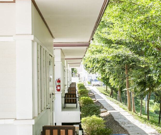 فندق Bualuang Boutique Resort