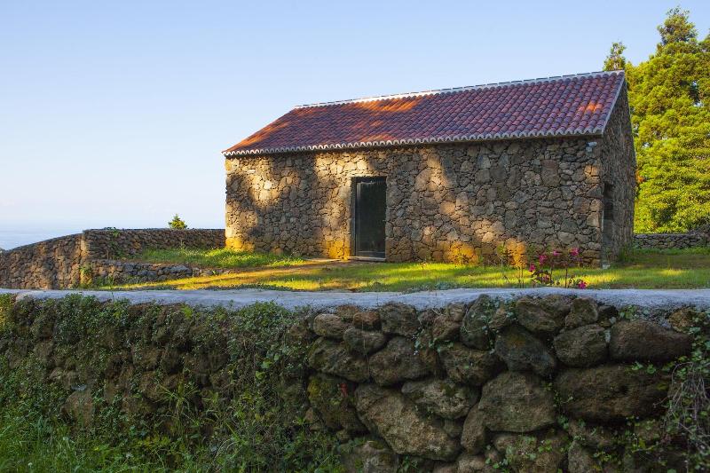 هتل Caparica Azores Ecolodge