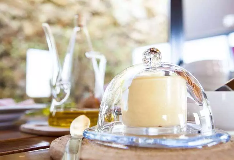 ホテル Caparica Azores Ecolodge