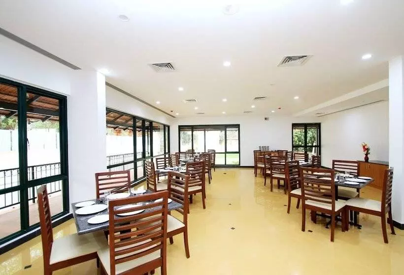 Hotel Dwara