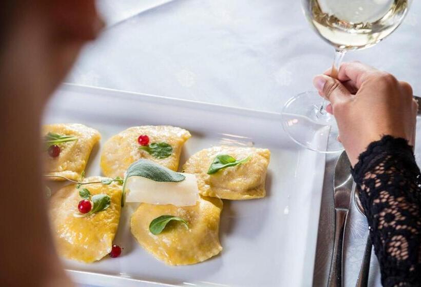 酒店 Goldener Löwe   Anno 1773