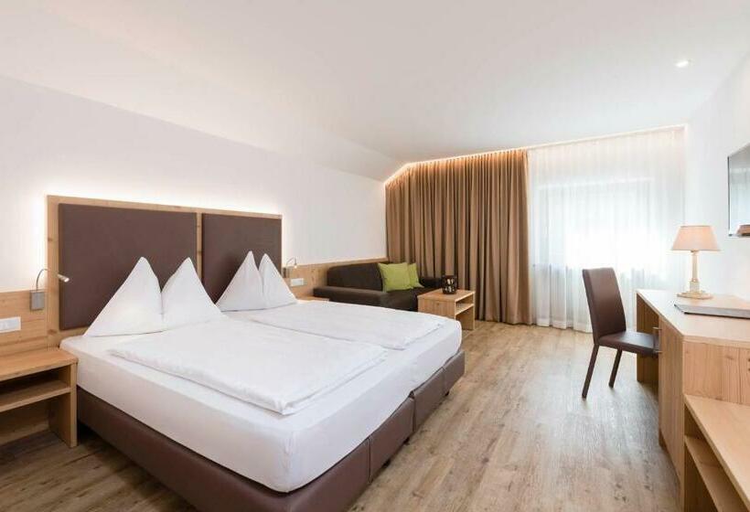 酒店 Goldener Löwe   Anno 1773