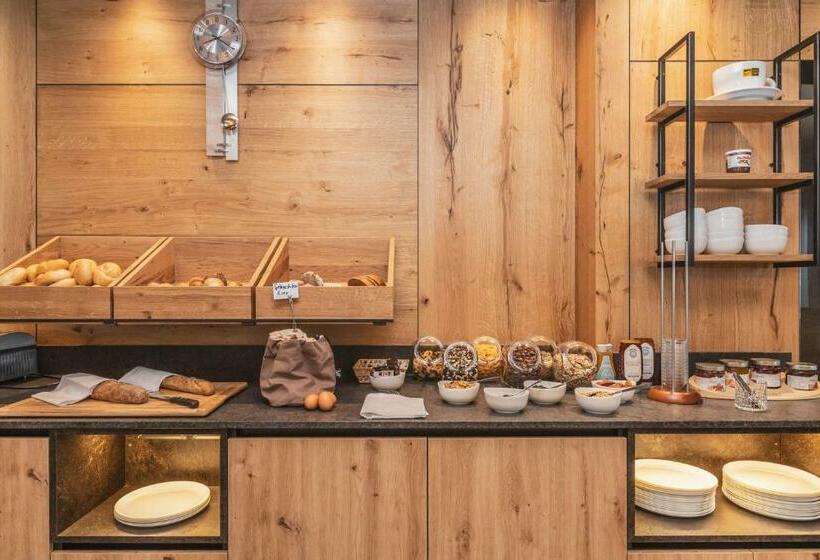 酒店 Goldener Löwe   Anno 1773