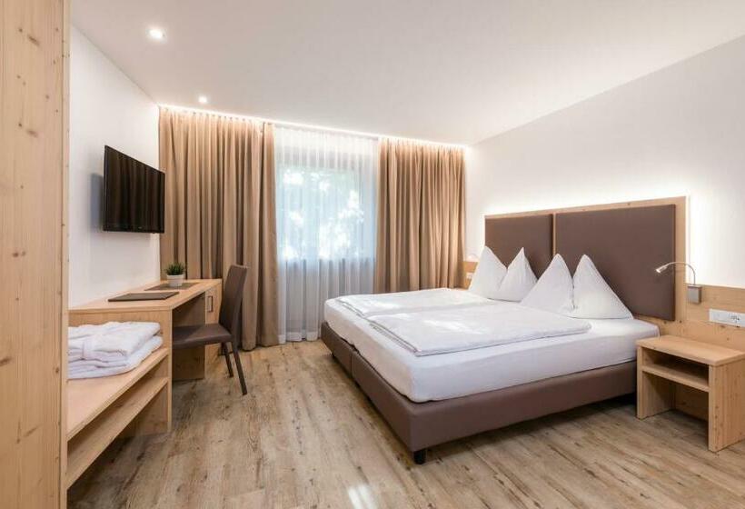 酒店 Goldener Löwe   Anno 1773