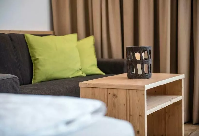 ホテル Goldener Löwe   Anno 1773