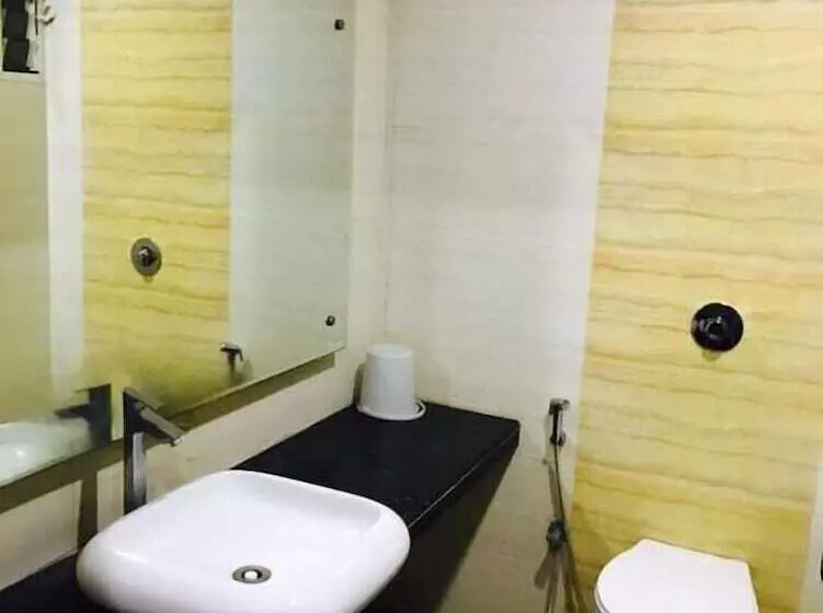 ホテル Iroomz Vaishali Residency