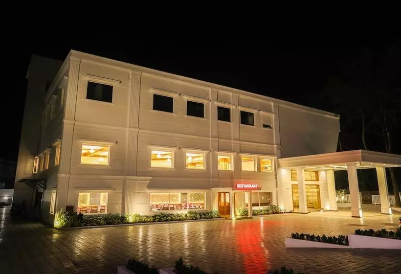 Hotelli Kabani Palace