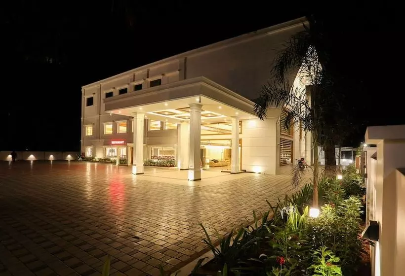 Hotelli Kabani Palace