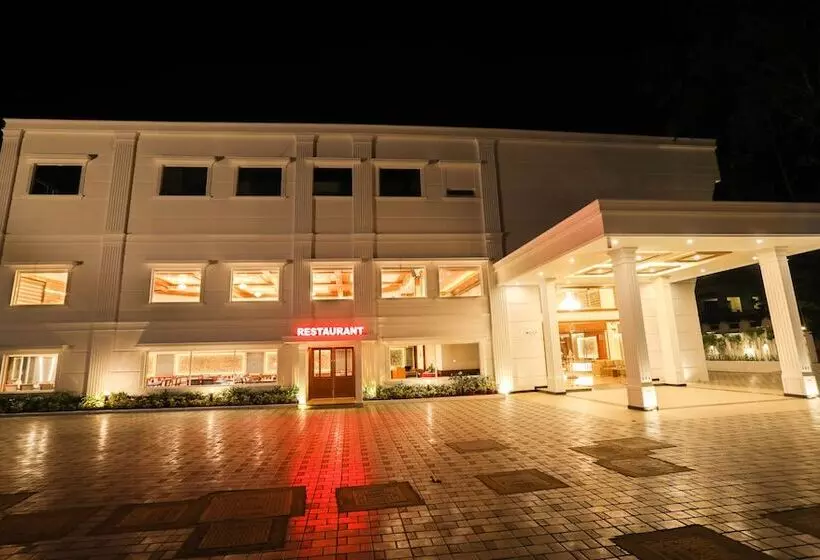 Hotelli Kabani Palace