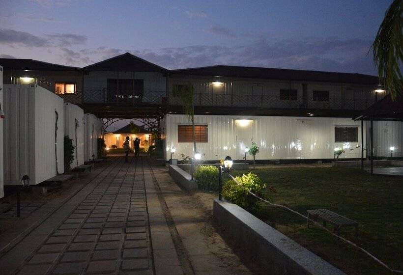 Hotel Kiri Container Resort