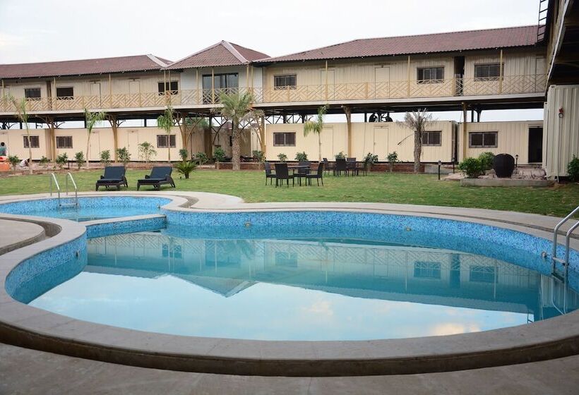 Hotel Kiri Container Resort