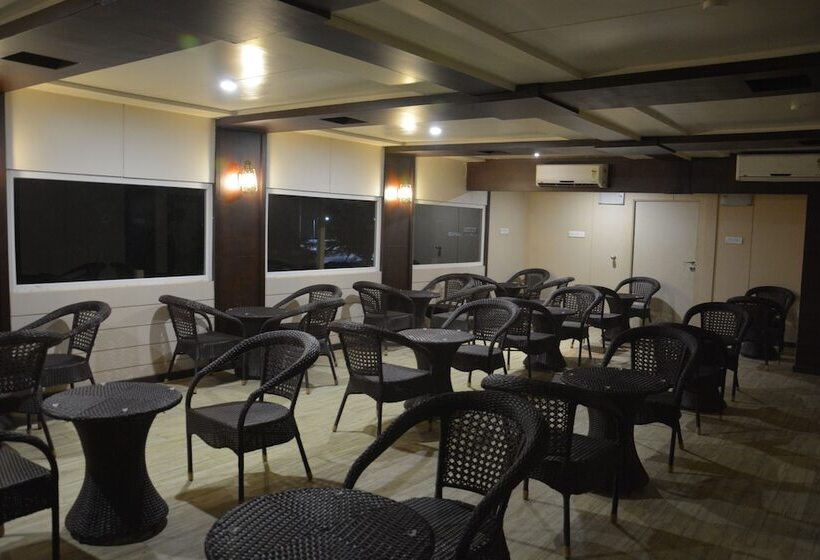 Hotel Kiri Container Resort