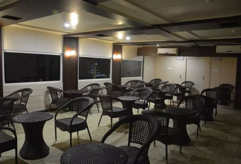 Hotelli Kiri Container Resort