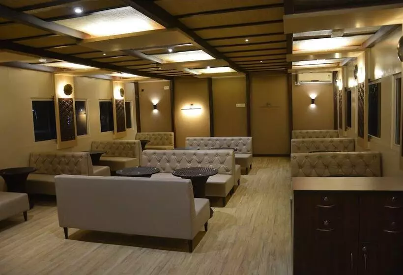 Hotelli Kiri Container Resort