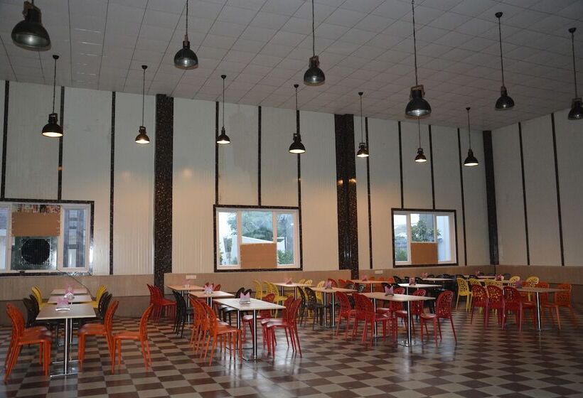 Hotel Kiri Container Resort