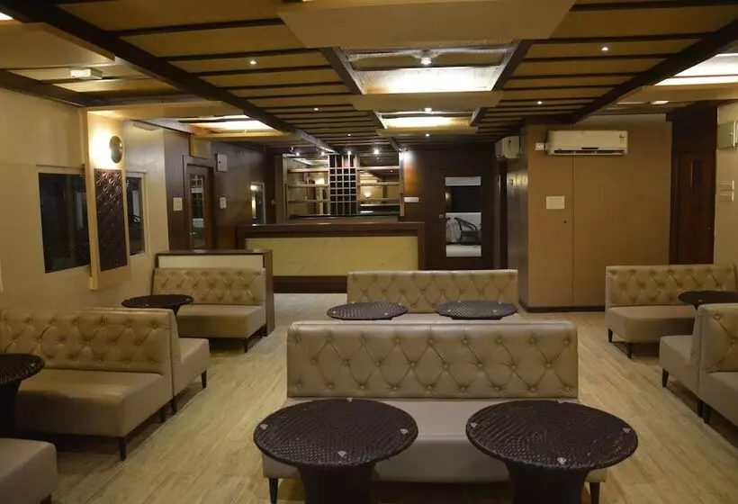 Hotelli Kiri Container Resort