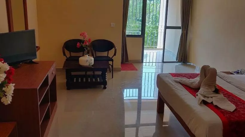 ホテル Paradise Wild Hills Kodachadri