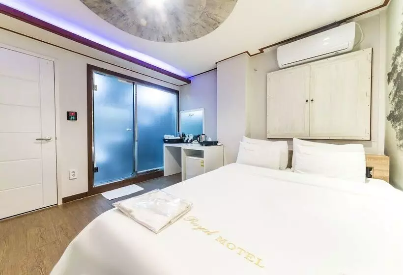 هتل Pocheon Royal