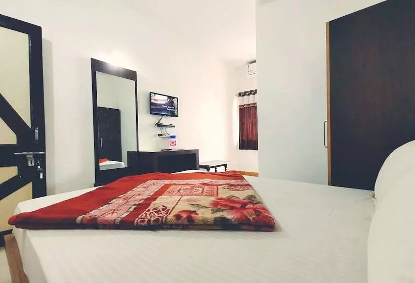 Hotelli Radhika Palace