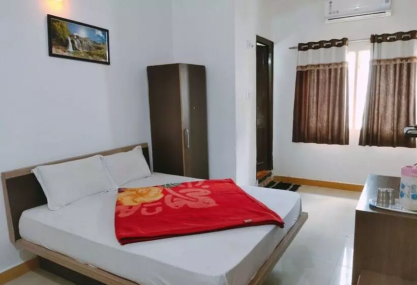 Hotelli Radhika Palace