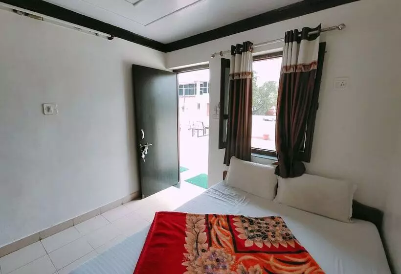 Hotelli Radhika Palace
