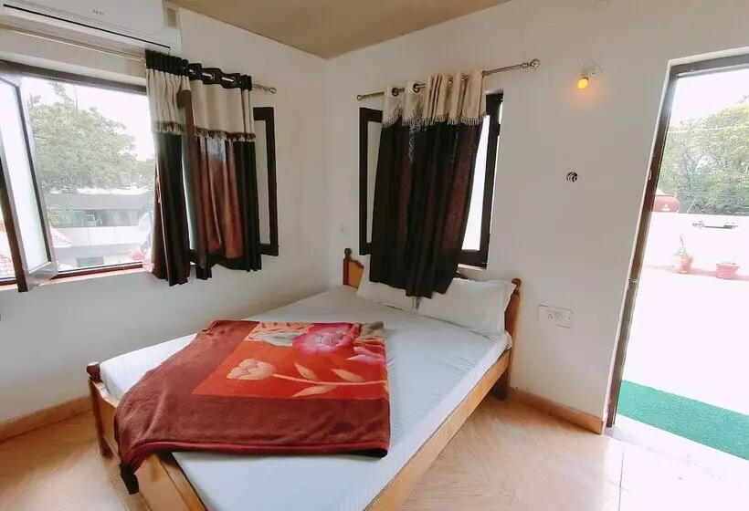 Hotelli Radhika Palace