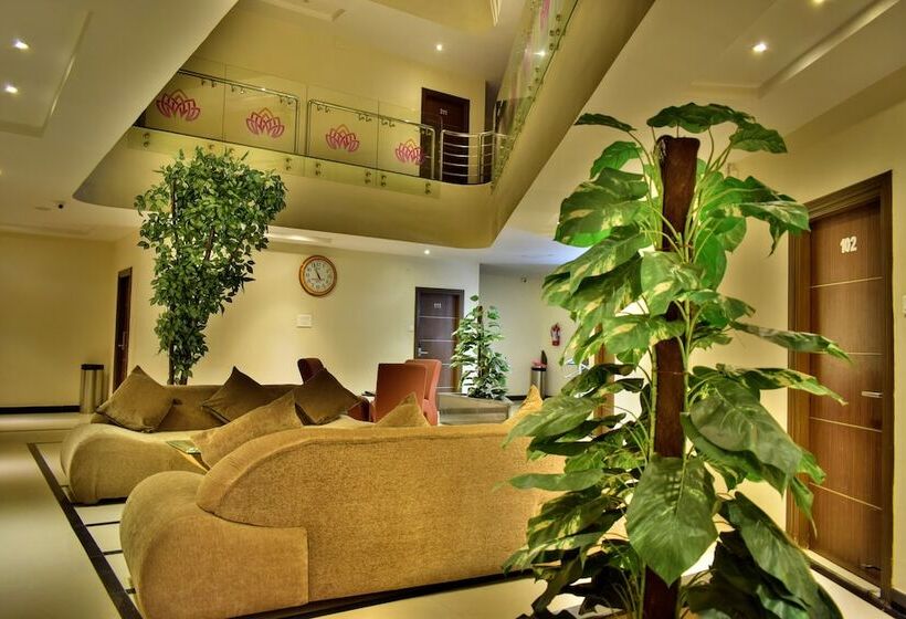 בית מלון כפרי Raja Rani Residency