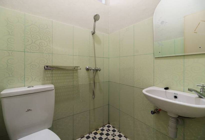 فندق Reddoorz Near Cikampek Mall Karawang