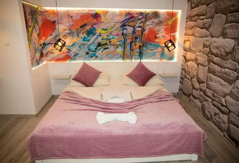 هتل Villa Nadin