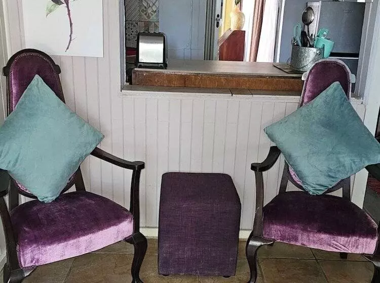 Majatalo 51 On Church Guesthouse