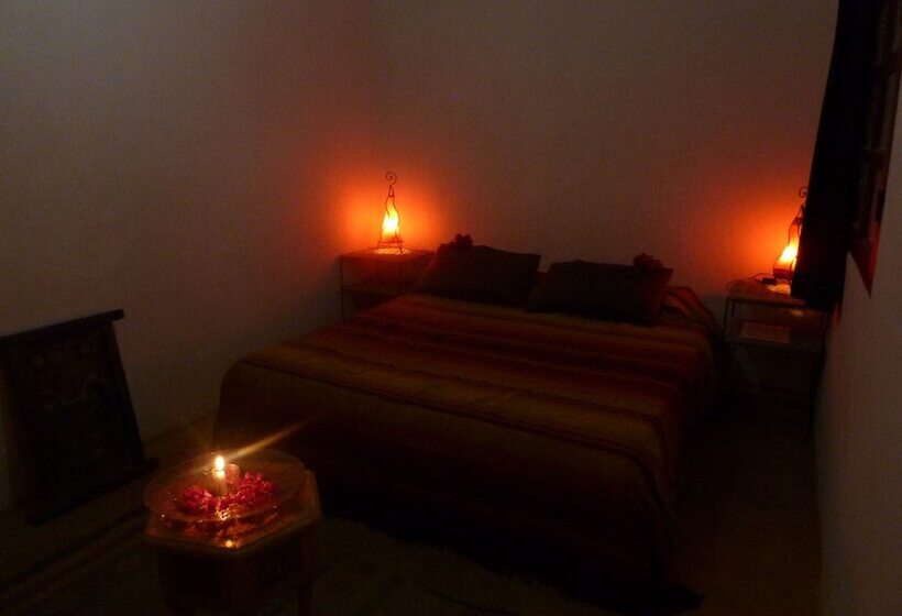 پانسیون Dar Tougga