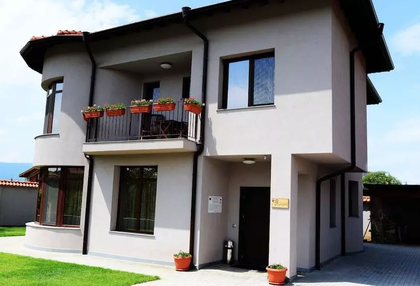 ペンション Katerina Guest House