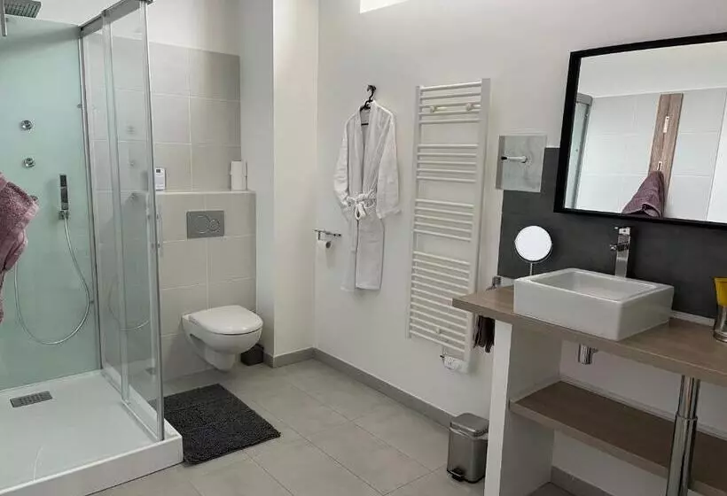 Majatalo Le Domaine Du Haut Preau