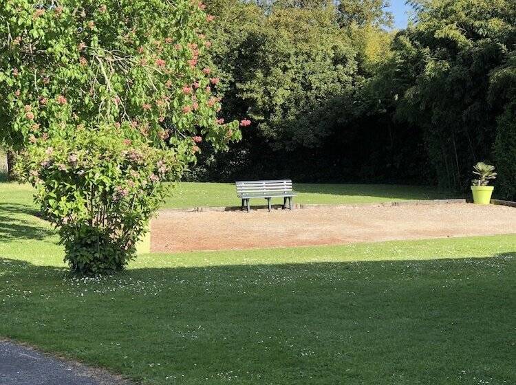 פנסיון Le Domaine Du Haut Preau